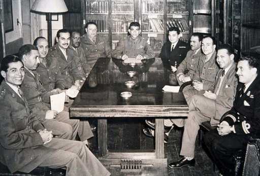 الزعيم محمد نجيب