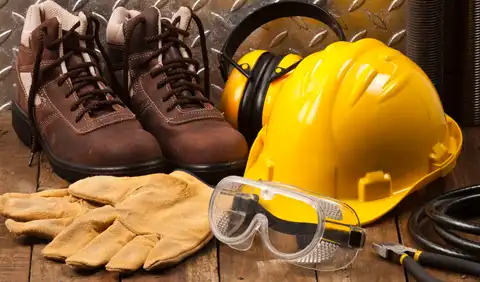 أهمية توفير معدات الوقاية والسلامة للأفراد