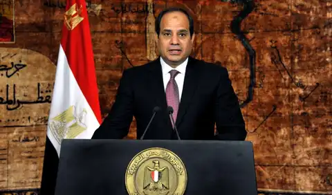 الرئيس عبد الفتاح السيسي في ذكري عيد الشرطة 2015