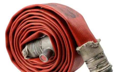 كيف تستخدم بكرات الإطفاء في مكافحة الحرائق..؟