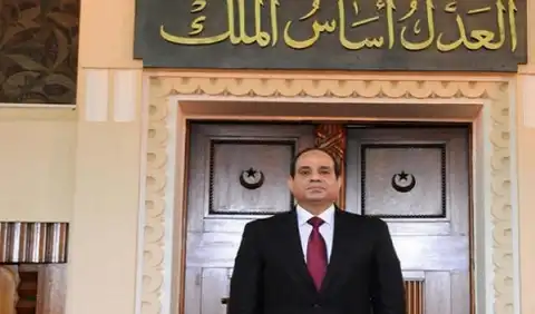 "السيسي" : مصرنا أكثر أمنا وأمانا وتخطو بخطوات ثابتة نحو البناء والتنمية